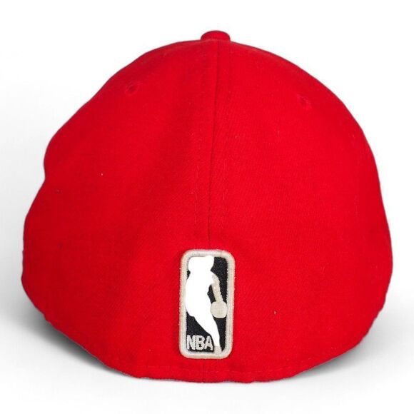 New Era 59Fifty Chicago Bulls NBA Fitted Hat Red / Black 7 5/8 - Picture 3 of 8